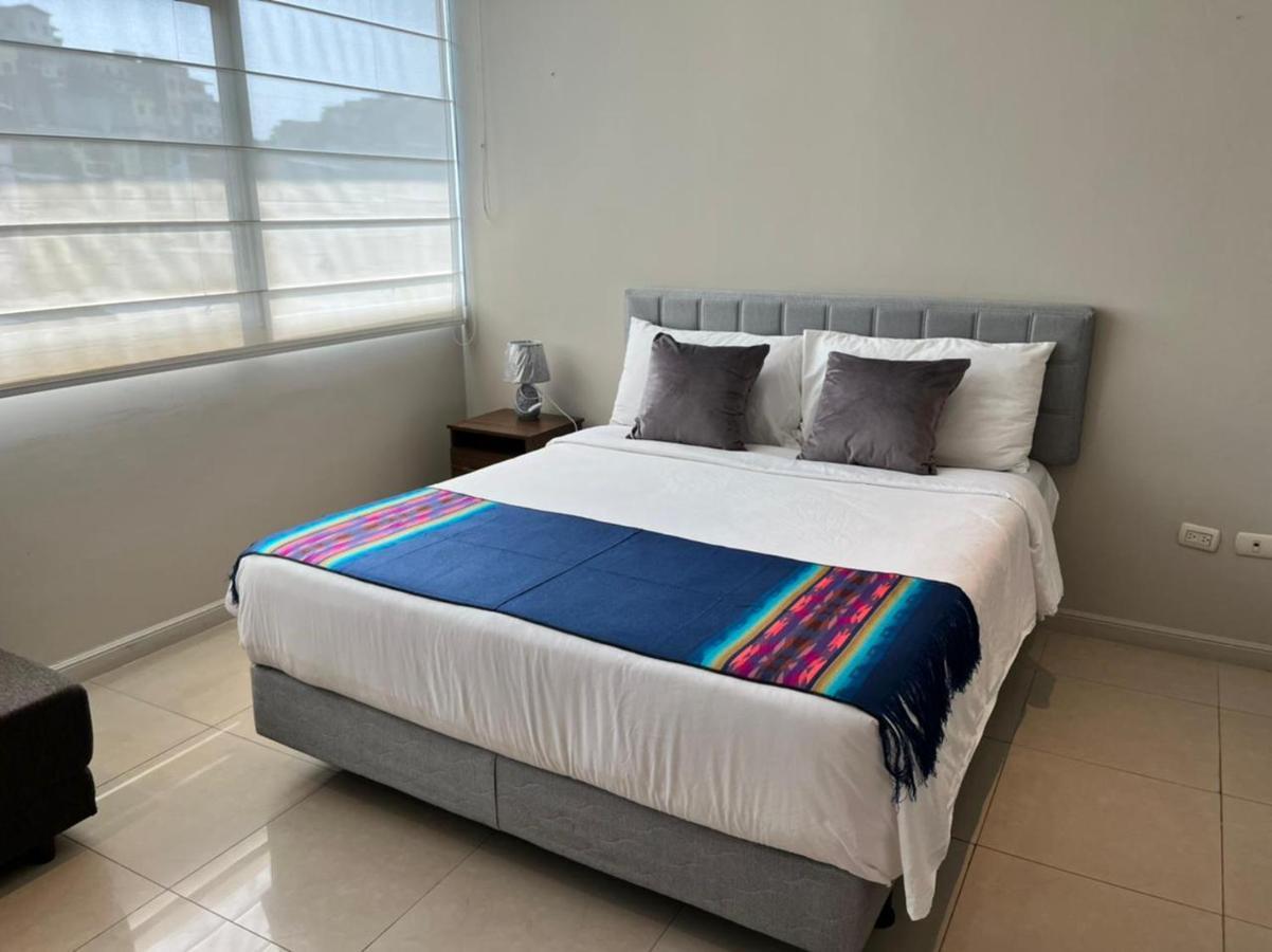 Puerto Santa Ana Suites Guayaquil Exteriör bild