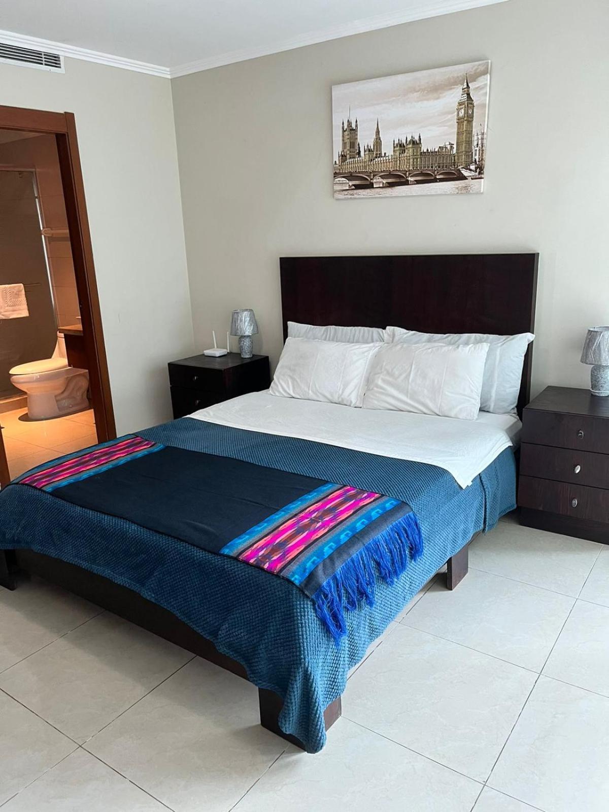Puerto Santa Ana Suites Guayaquil Exteriör bild