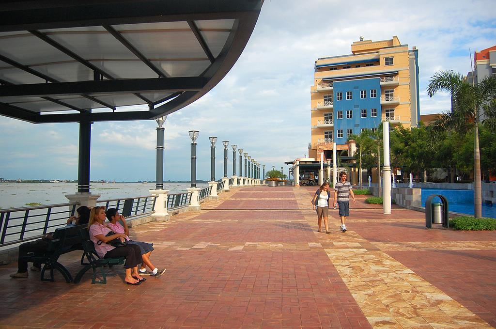 Puerto Santa Ana Suites Guayaquil Exteriör bild