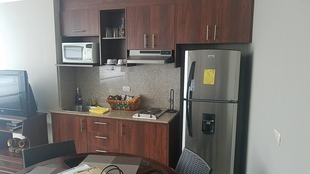 Puerto Santa Ana Suites Guayaquil Exteriör bild